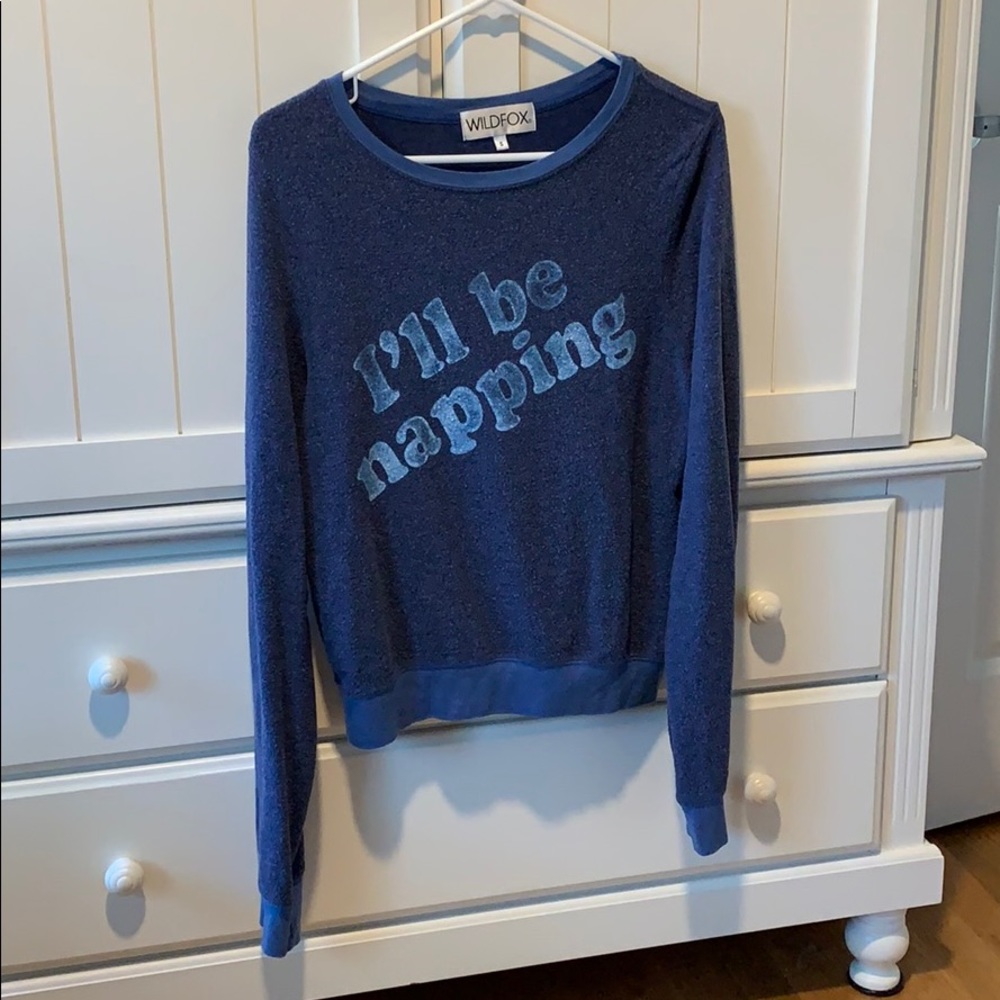 WILDFOX!! trendy and soft blue shirt!